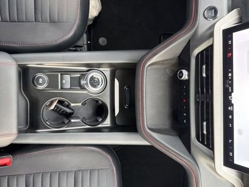 Certified 2025 Ford Explorer ST-Line image 30