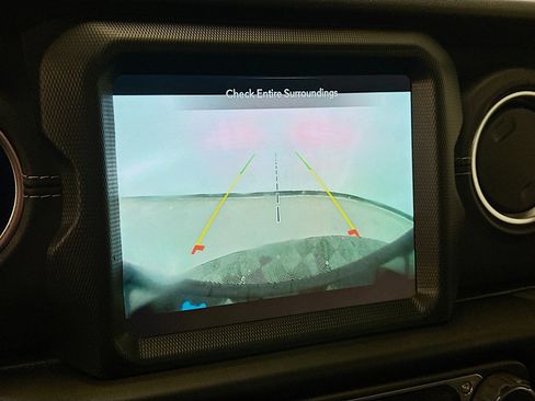 Used 2023 Jeep Wrangler Sahara image 23