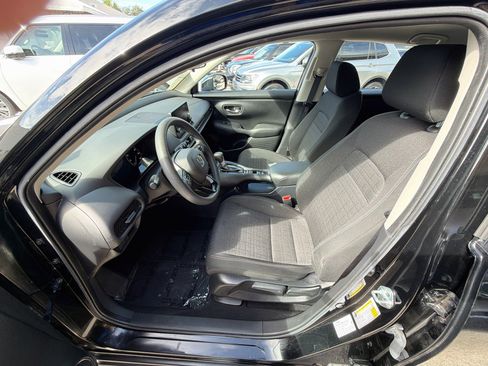 Certified 2024 Honda HR-V LX image 18
