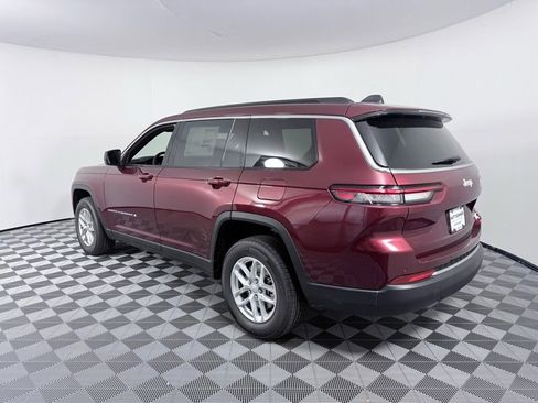 New 2026 Jeep Grand Cherokee L Laredo image 5