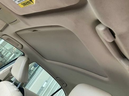 Used 2017 Honda Accord EX-L image 6