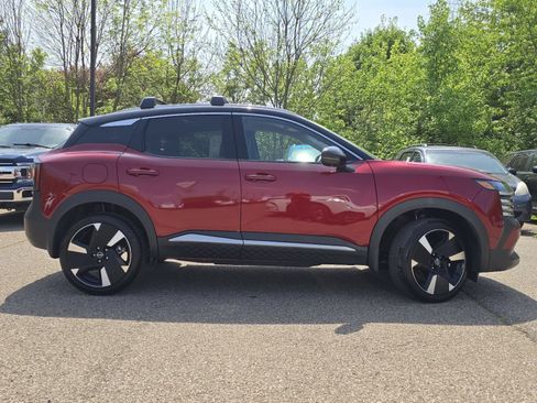 Used 2026 Nissan Kicks SR w/ Cold Weather Package AWD/4WD image 21