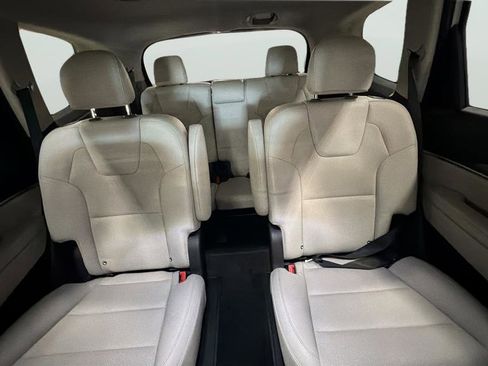 Used 2022 Kia Telluride S AWD/4WD image 24
