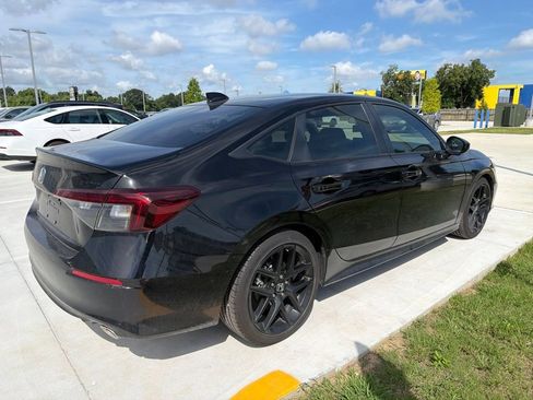 Used 2026 Honda Civic Sport image 4