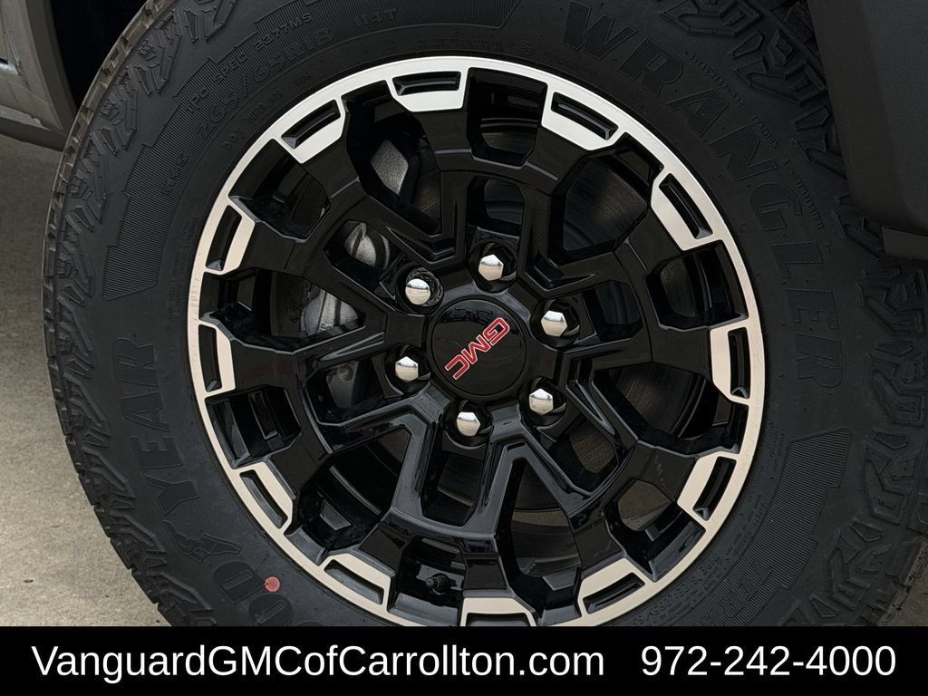 New 2026 GMC Canyon AT4 w/ Technology Plus Package AWD/4WD image 9