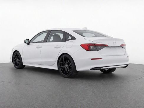 Used 2024 Honda Civic Sport image 4
