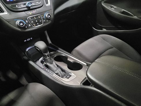 Used 2023 Chevrolet Malibu LT FWD image 26