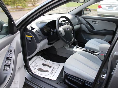 Used 2008 Hyundai Elantra GLS image 5