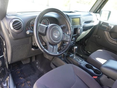 Used 2016 Jeep Wrangler Unlimited Sport w/ Max Tow Package AWD/4WD image 18