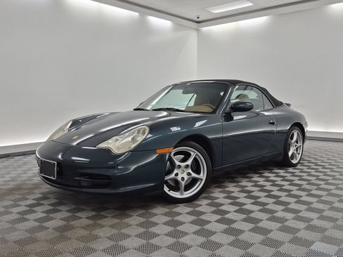 Used 2004 Porsche 911 Carrera RWD image 1