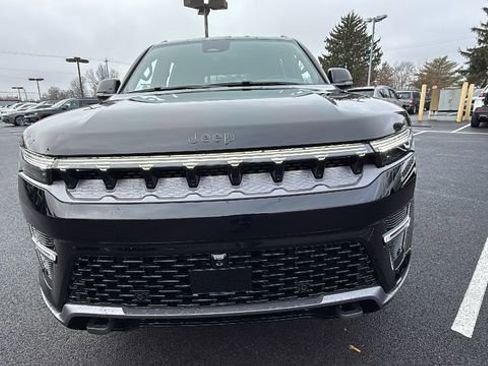 New 2026 Jeep Grand Wagoneer L Limited image 38