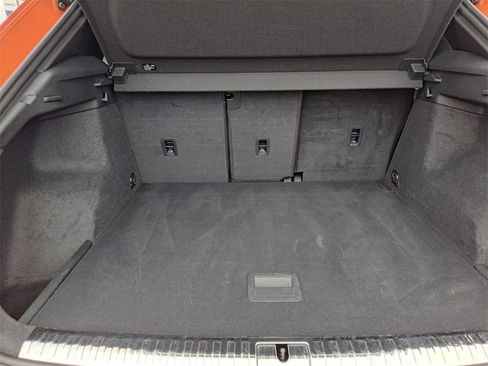 Used 2025 Audi Q3 2.0T Premium image 27