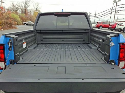 Certified 2025 Honda Ridgeline TrailSport+ image 32