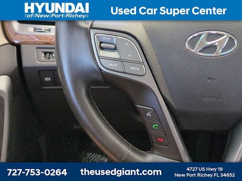 Used 2015 Hyundai Santa Fe Limited w/ Option Group 04 FWD image 24