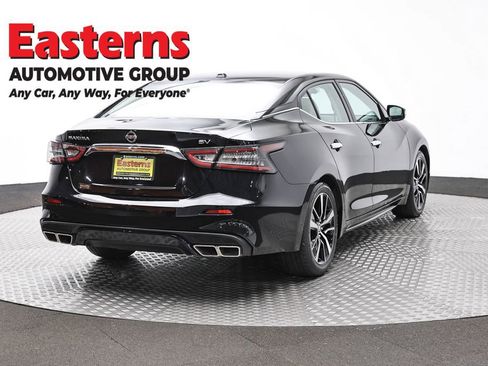 Used 2022 Nissan Maxima SV FWD image 5