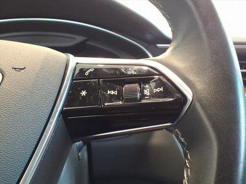 Used 2023 Audi A6 Premium Plus w/ Premium Plus Package image 15