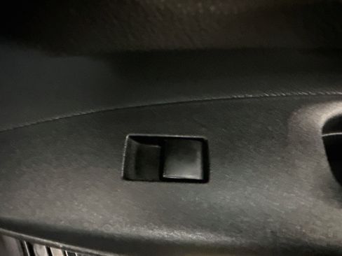 Used 2020 Toyota Corolla SE FWD image 30