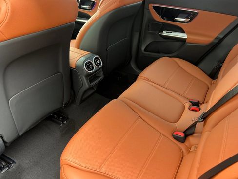 New 2026 Mercedes-Benz GLC 300 4MATIC image 4