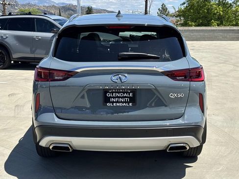 Certified 2023 INFINITI QX50 Luxe FWD image 5