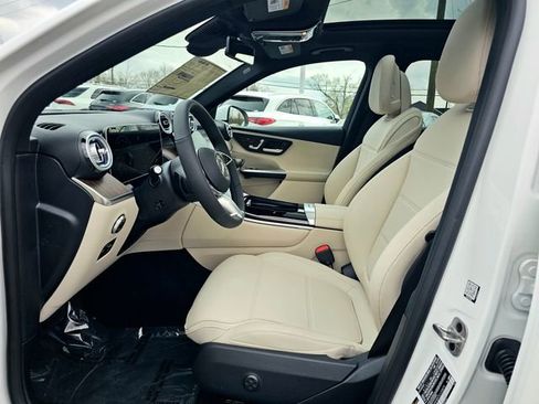 New 2026 Mercedes-Benz GLC 300 4MATIC image 16