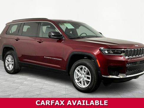 Used 2024 Jeep Grand Cherokee L Laredo w/ Trailer Tow Package AWD/4WD image 3