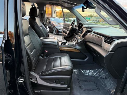 Used 2019 GMC Yukon XL Denali w/ Denali Ultimate Package image 9