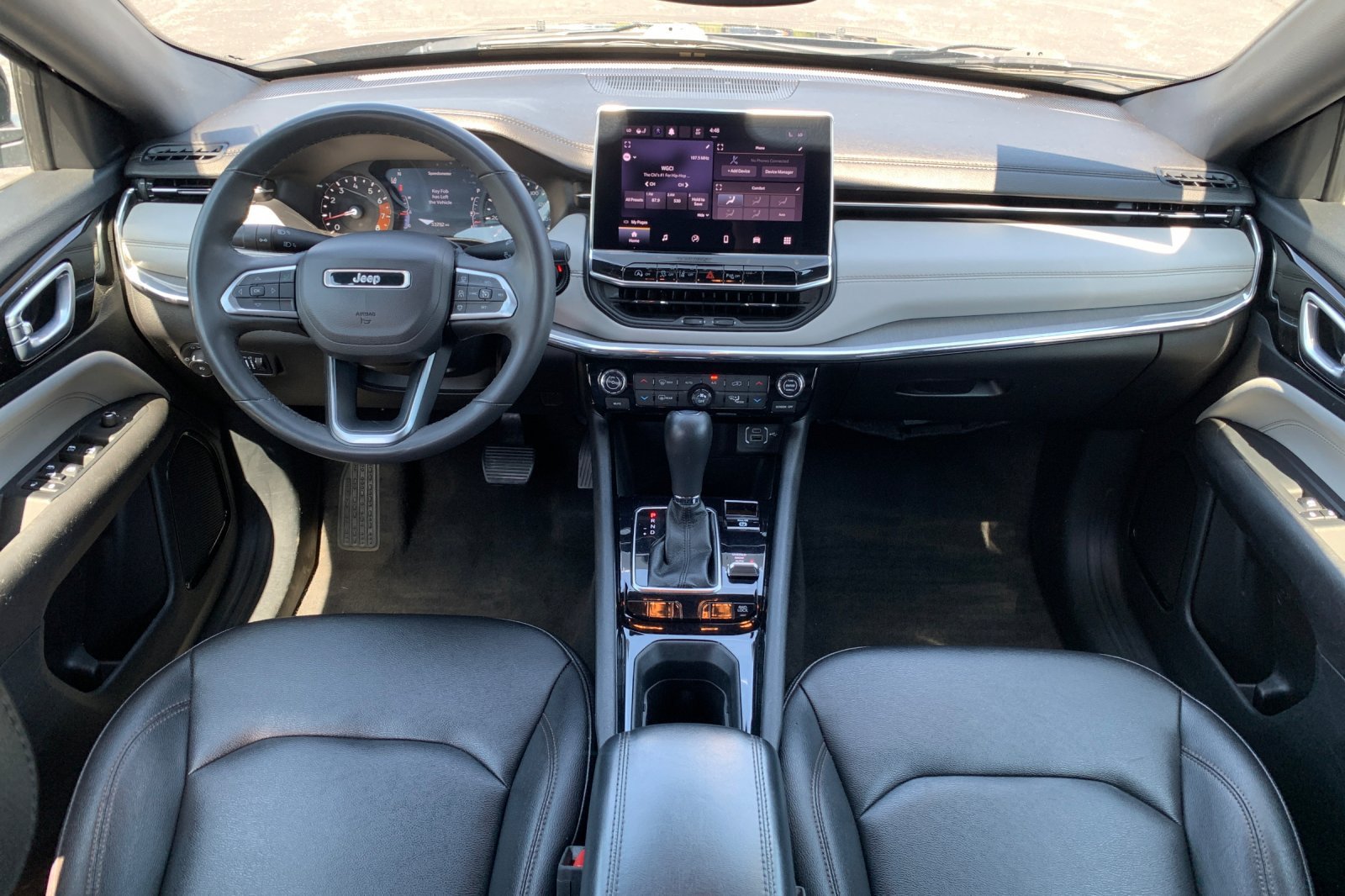 Used 2024 Jeep Compass Limited AWD/4WD image 17