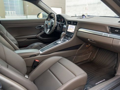 Used 2019 Porsche 911 Carrera 4S w/ Sport Chrono Package image 24