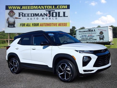 Used 2023 Chevrolet TrailBlazer RS w/ Sun and Liftgate Package AWD/4WD image 1