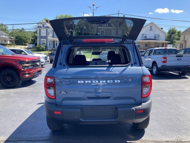 New 2026 Ford Bronco Sport Outer Banks w/ Outer Banks Tech Package+ AWD/4WD image 19