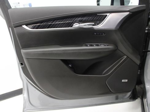 Used 2024 Cadillac XT6 Premium Luxury w/ LPO, Floor Liner Package image 15