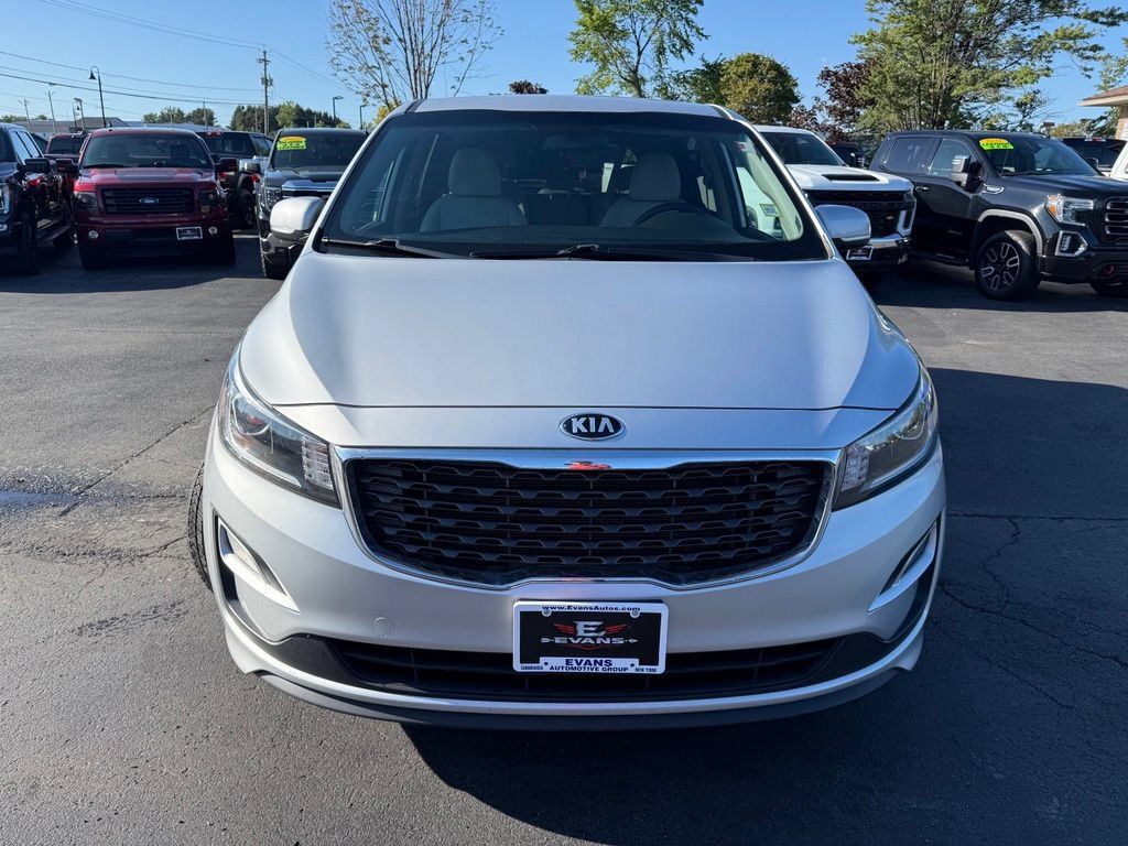 Used 2020 Kia Sedona LX FWD image 2