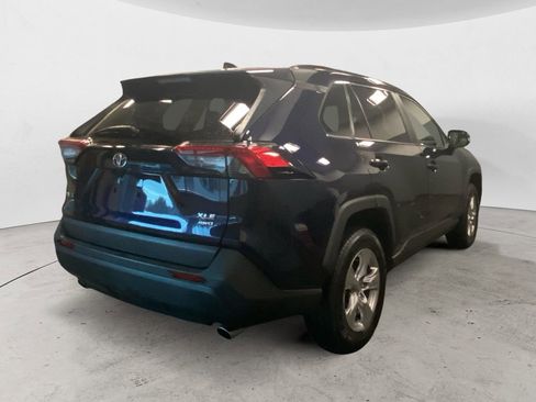 Used 2022 Toyota RAV4 XLE image 5