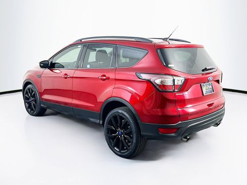 Used 2017 Ford Escape Titanium image 5