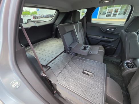 Used 2024 Chevrolet Blazer LT w/ Convenience Package AWD/4WD image 18