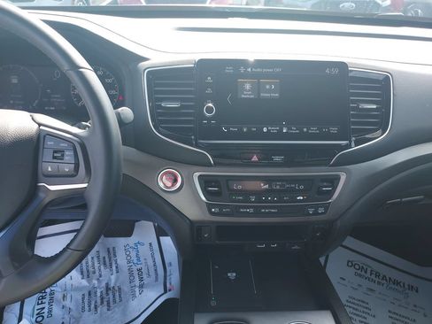 Used 2025 Honda Ridgeline RTL image 17