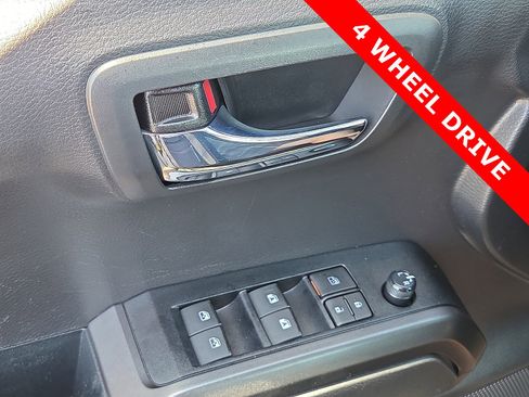 Used 2023 Toyota Tacoma TRD Sport image 13