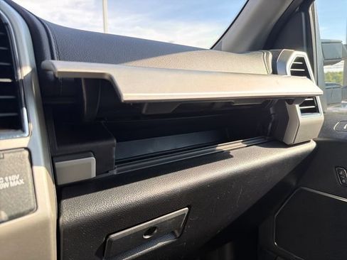 Used 2019 Ford F250 Lariat w/ Lariat Ultimate Package AWD/4WD image 26
