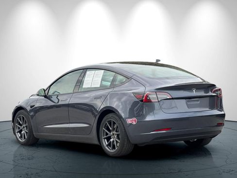 Used 2023 Tesla Model 3 Standard Range image 6