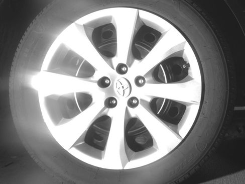 Used 2025 Toyota Corolla LE FWD image 15