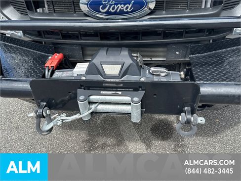 Used 2022 Ford F550 4x4 Regular Cab Super Duty w/ Power Equipment Group image 14