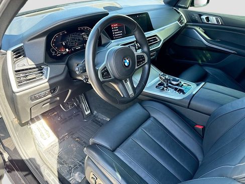 Used 2021 BMW X5 xDrive40i w/ M Sport Package image 27