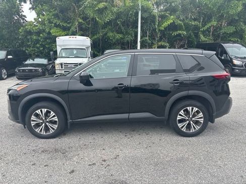 Used 2023 Nissan Rogue SV FWD image 4