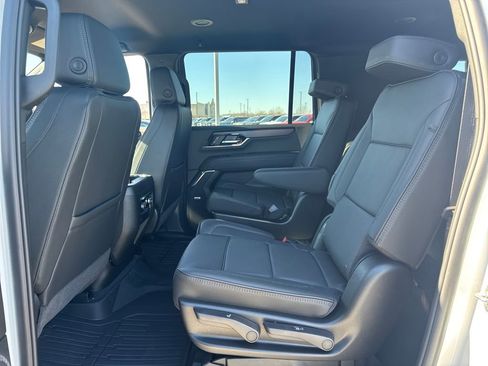 New 2026 GMC Yukon XL Denali w/ LPO, Floor Liner Package AWD/4WD image 14