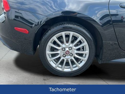 Used 2017 FIAT 124 Spider Classica RWD image 29