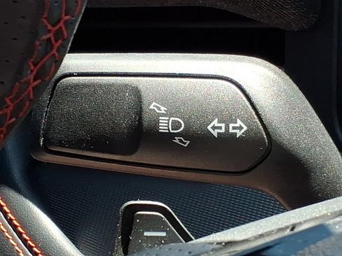 Used 2025 Ford Explorer ST AWD/4WD image 29