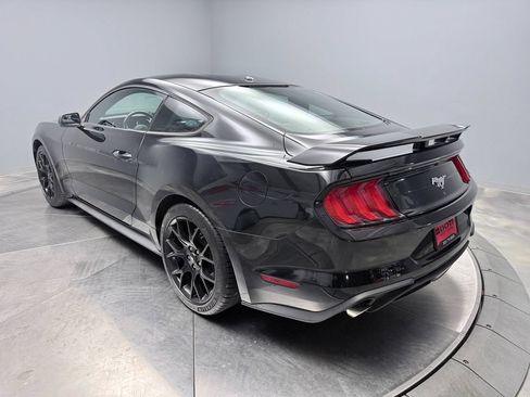 Used 2018 Ford Mustang Premium w/ Ecoboost Performance Package RWD image 7