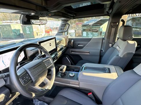 Used 2025 GMC Hummer EV 3X AWD/4WD image 13
