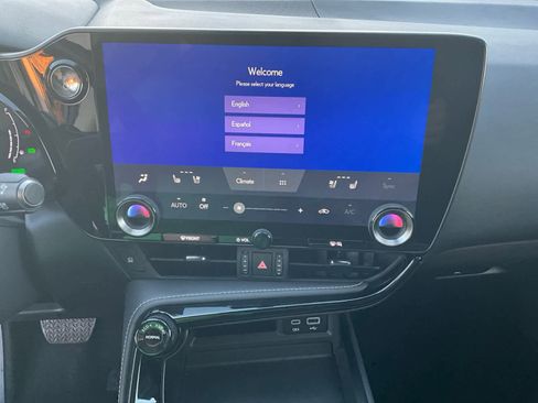 Used 2024 Lexus NX 300h AWD w/ Luxury Package image 41