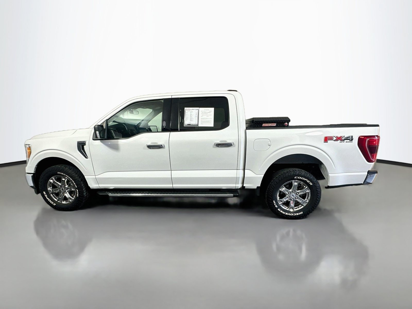 Used 2021 Ford F150 XLT w/ Equipment Group 302A High AWD/4WD image 4